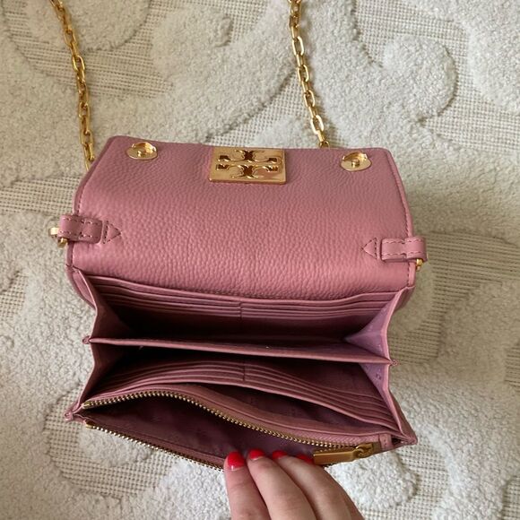 Tory Burch Britten Chain Wallet Crossbody Bag Bubblegum Rose Pink - Picture 4 of 6